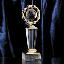 國(guó)粹筆筒煙灰缸套裝辦公擺件水晶桌面擺件鐘表禮品辦公鐘表辦公禮品加工辦公工藝品