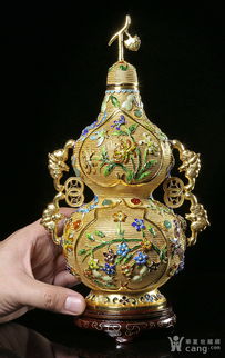 富貴寶瓶 這是現(xiàn)代工藝品 有無(wú)收藏價(jià)值.請(qǐng)海外七寶老師過(guò)目